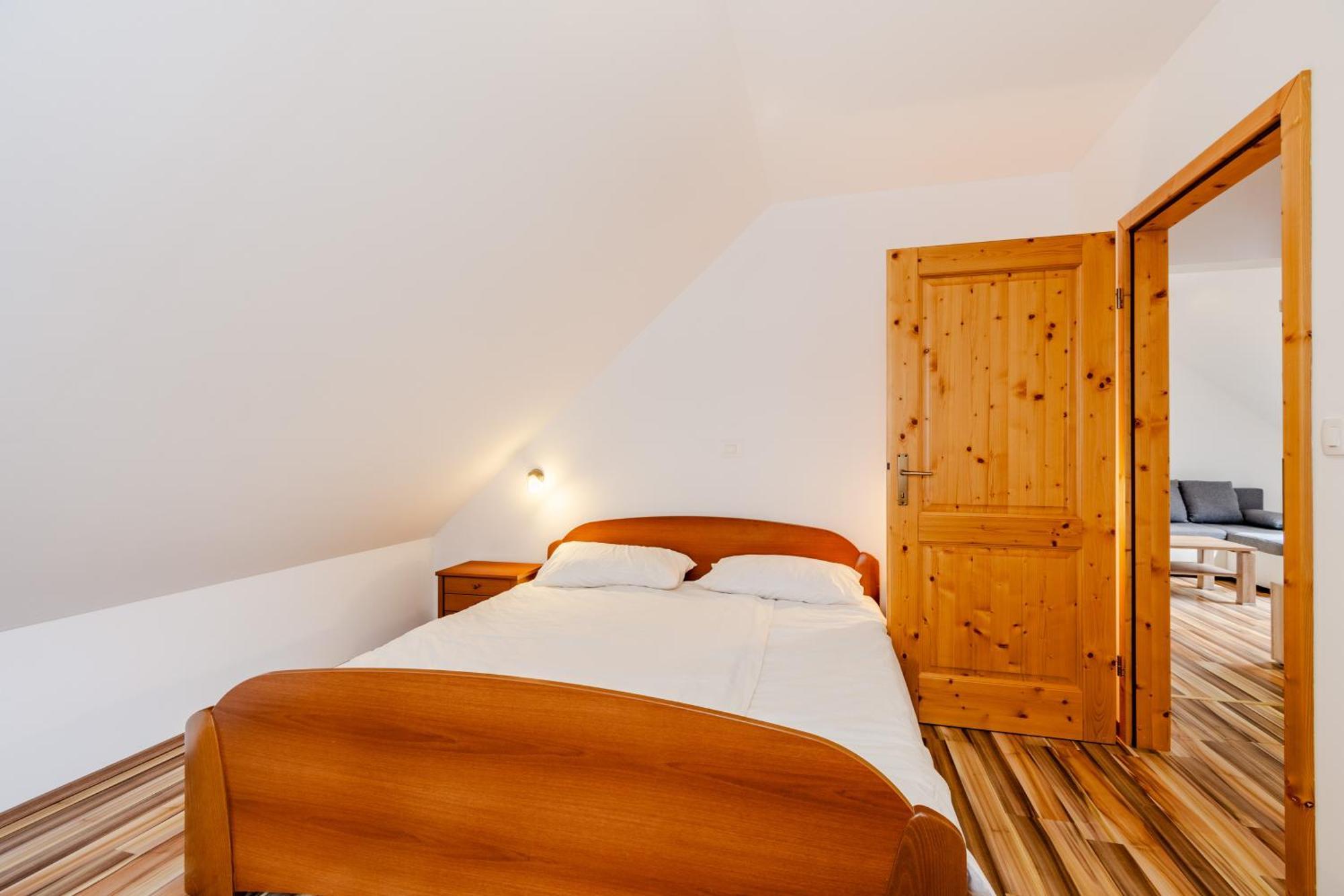 Apartment Pr' Stajercu With Free Onsite Parking Bovec Εξωτερικό φωτογραφία